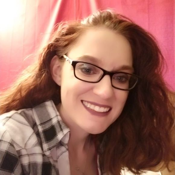 Meet your Posher, Felicia - Picture 1 of 1